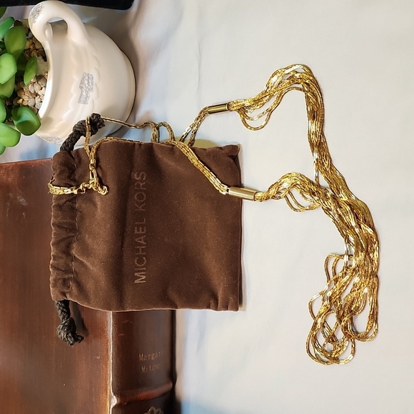 Michael Kors gold necklace - Picture 8 of 8